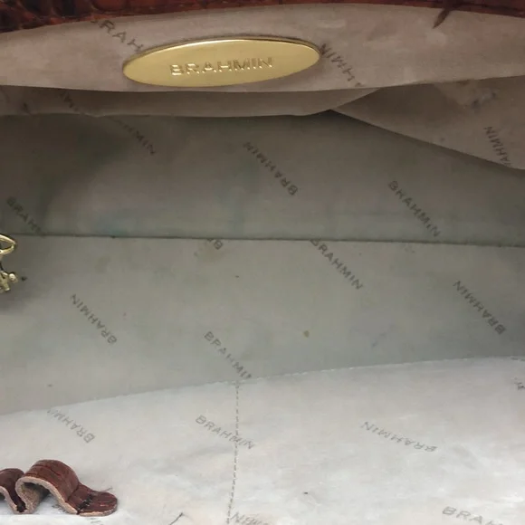 BRAHMIN Handbag. - Picture 11 of 16